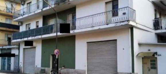 5-salle Appartement à Pescara, Italy No. 182973 10