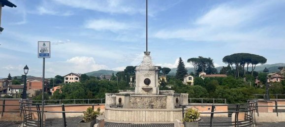 100m² Commercial property in Gallicano nel Lazio, Italy No. 61643 8