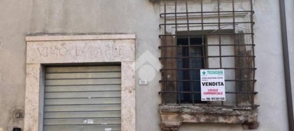 100m² Commercial property in Gallicano nel Lazio, Italy No. 61643 10