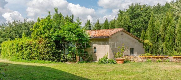 5 bedrooms House in San Casciano dei Bagni, Italy No. 27501 32