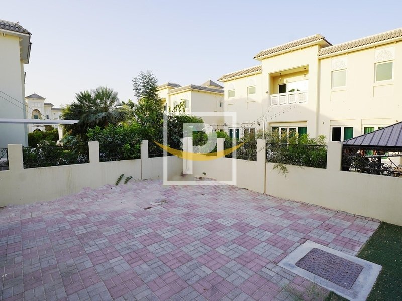 4 bedrooms Villa in Al Furjan, UAE No. 9183