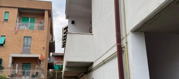 4-Zimmer Wohnung in Rome, Italy, Nr. 192391 2