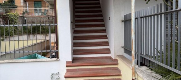 4-Zimmer Wohnung in Rome, Italy, Nr. 192391 4