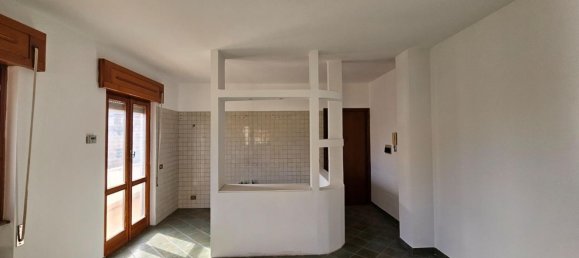 4-Zimmer Wohnung in Rome, Italy, Nr. 192391 9