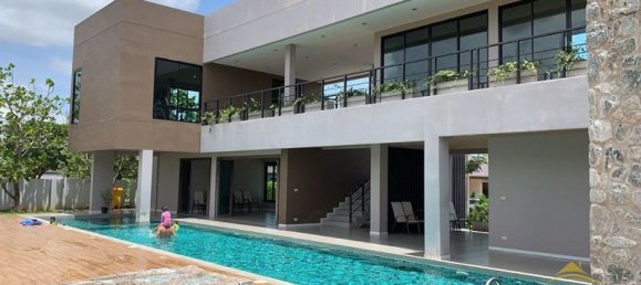 3 bedrooms Cafe / restaurant in Pattaya, Thailand No. 1040 2