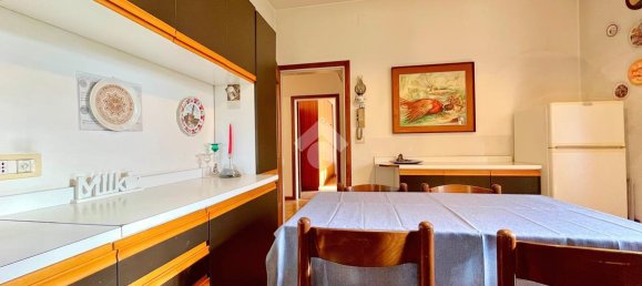 6 rooms House in Udine, Italy No. 235557 27