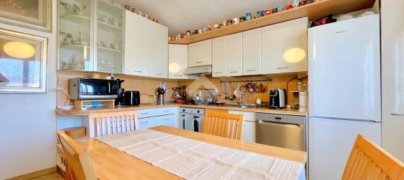 6 rooms House in Udine, Italy No. 235557 12