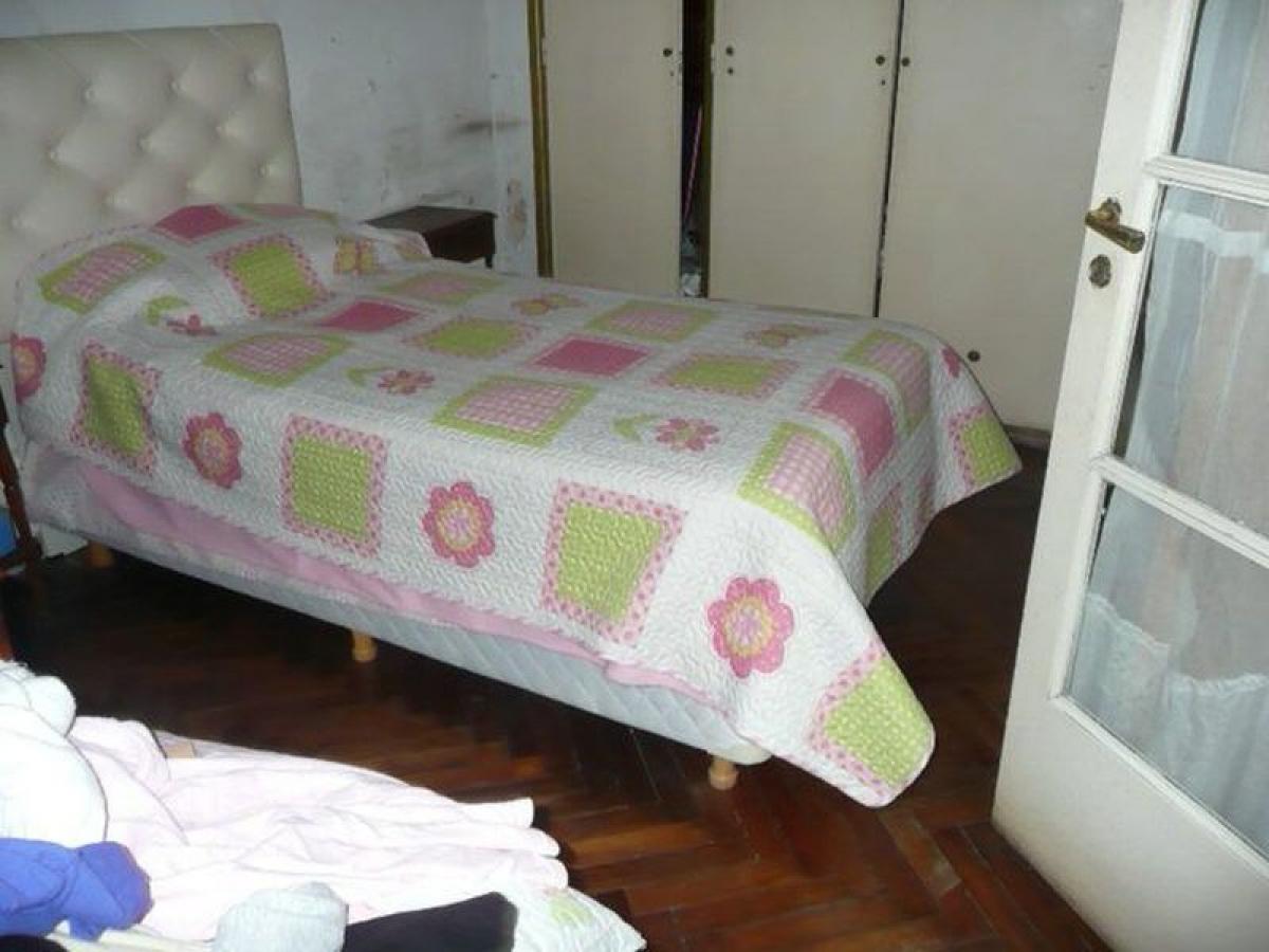 3 bedrooms House in Buenos Aires, Argentina No. 70360