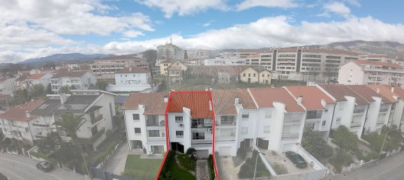 Дом с 4 спальнями в Вила Реал, Португалия № 186617 24