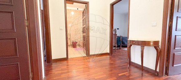 Дом с 4 спальнями в Вила Реал, Португалия № 186617 14