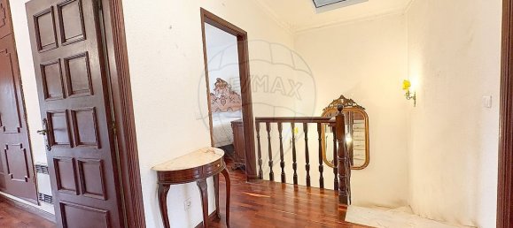 Дом с 4 спальнями в Вила Реал, Португалия № 186617 17