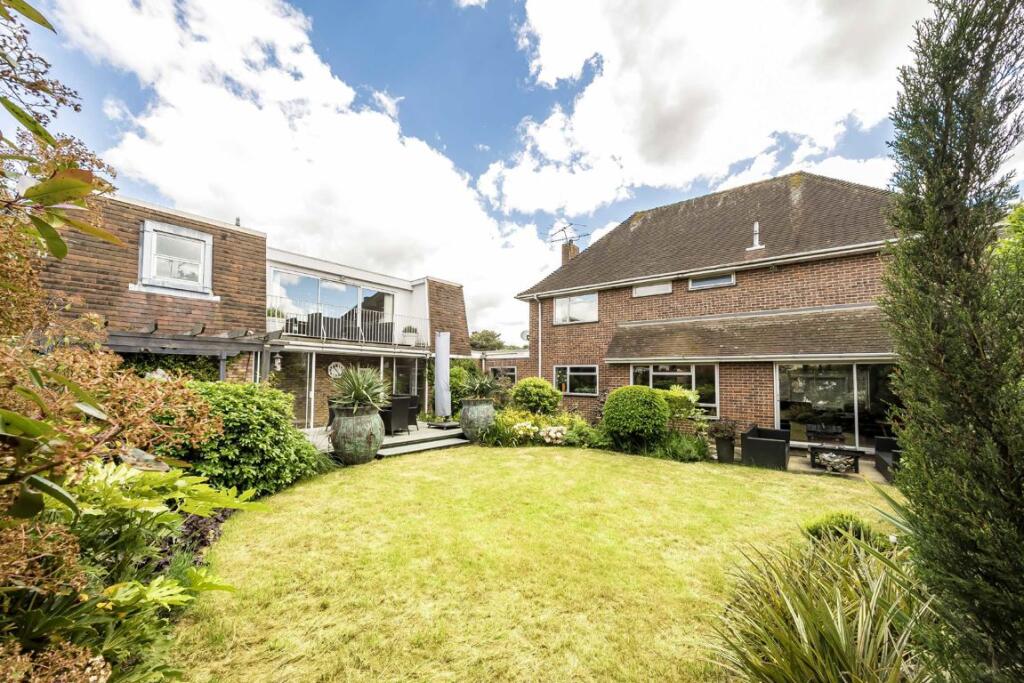 5 chambres Maison à Sunbury-on-Thames, United Kingdom No. 10187