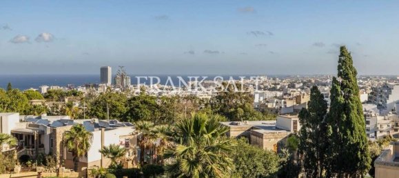 4 bedrooms Villa in Swieqi, Malta No. 10370 15