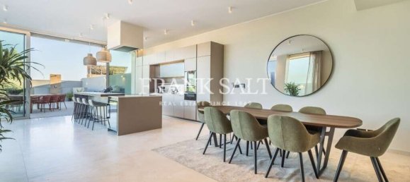 4 bedrooms Villa in Swieqi, Malta No. 10370 6