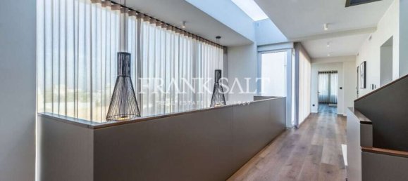 4 bedrooms Villa in Swieqi, Malta No. 10370 21