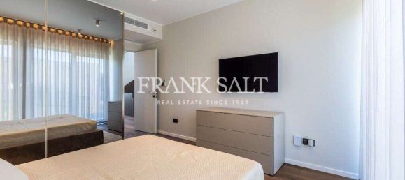 4 bedrooms Villa in Swieqi, Malta No. 10370 23