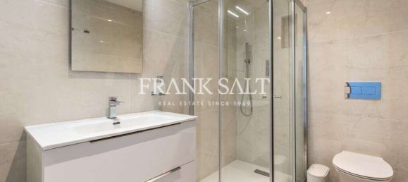 4 bedrooms Villa in Swieqi, Malta No. 10370 26