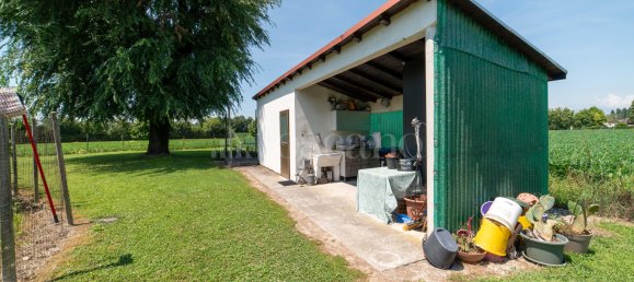 5 rooms Villa in Pordenone, Italy No. 285119 9