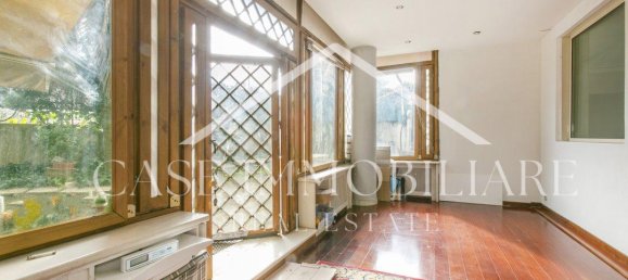 Apartamento de 4 habitaciónes en Rome, Italy No. 158000 4