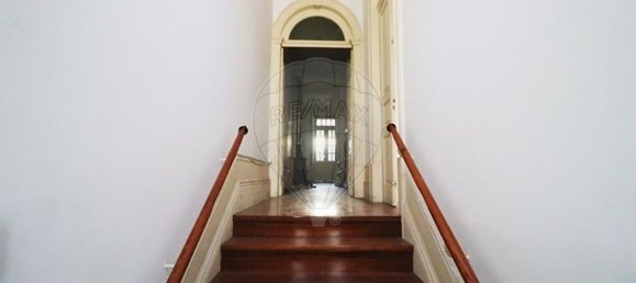 4 bedrooms House in Porto, Portugal No. 26631 16