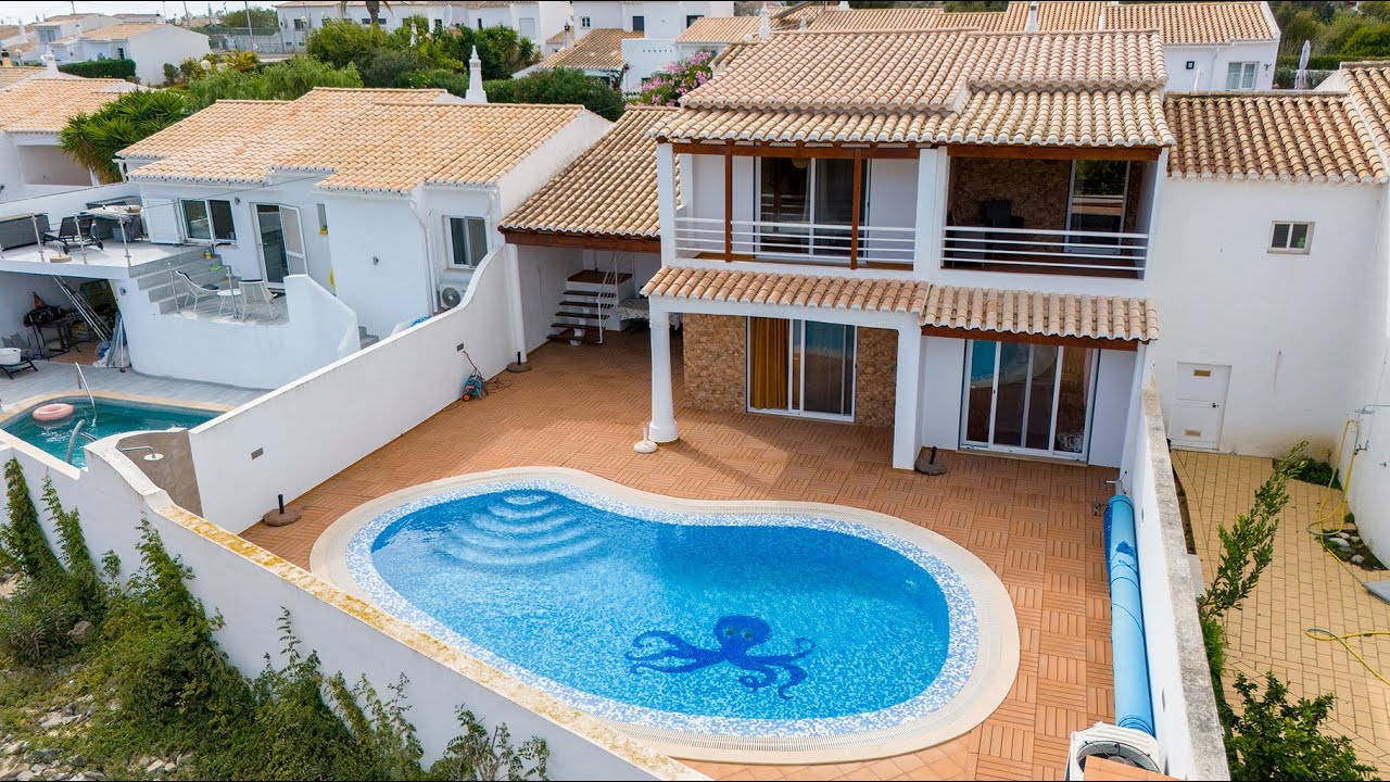 3 bedrooms House in Luz, Portugal No. 208330