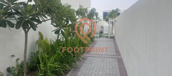 3 chambres Maison de ville à Dubai, UAE No. 24615 16