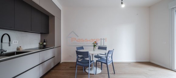 3 Schlafzimmer Wohnung in Milan, Italy, Nr. 329757 9