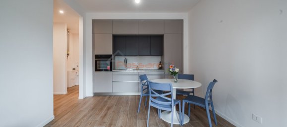 3 Schlafzimmer Wohnung in Milan, Italy, Nr. 329757 11