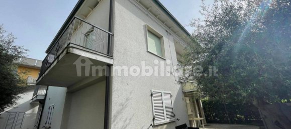 5 bedrooms Villa in Riccione, Italy No. 131171 2
