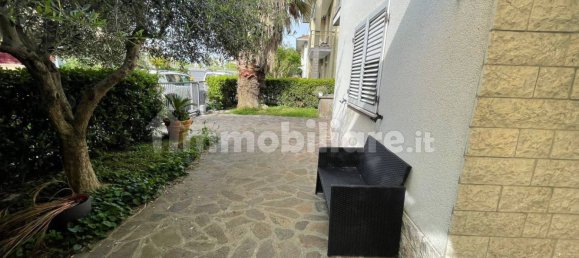 5 bedrooms Villa in Riccione, Italy No. 131171 4