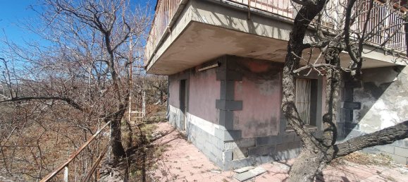 Дом с 4 комнатами в Рагальна, Италия № 162557 4