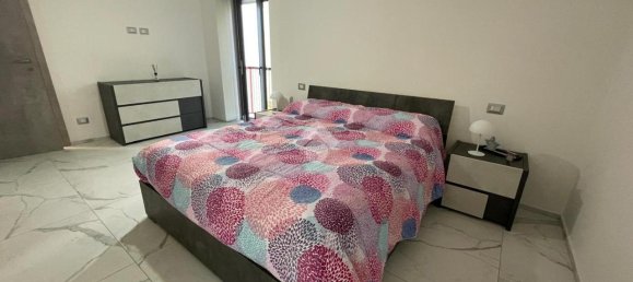3 rooms Apartment in Monza, Italy No. 15497 29