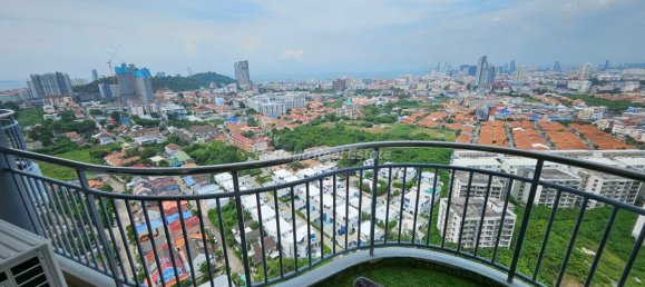 2 bedrooms Condo in Pattaya, Thailand No. 24485 3