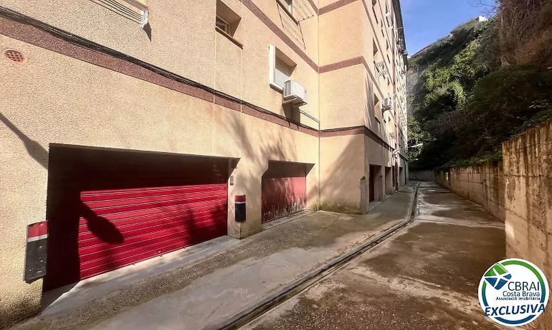 Garage in Roses, Spain 20m², Nr. 184021