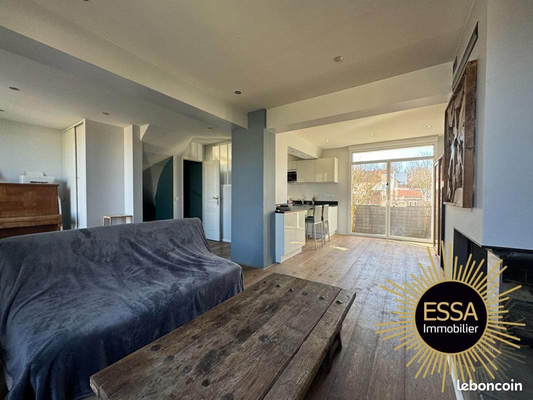 3 غرف نوم منزل في Velizy-Villacoublay, France رقم 327519