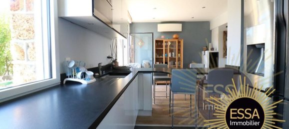 3 غرف نوم منزل في Velizy-Villacoublay, France رقم 327519 9