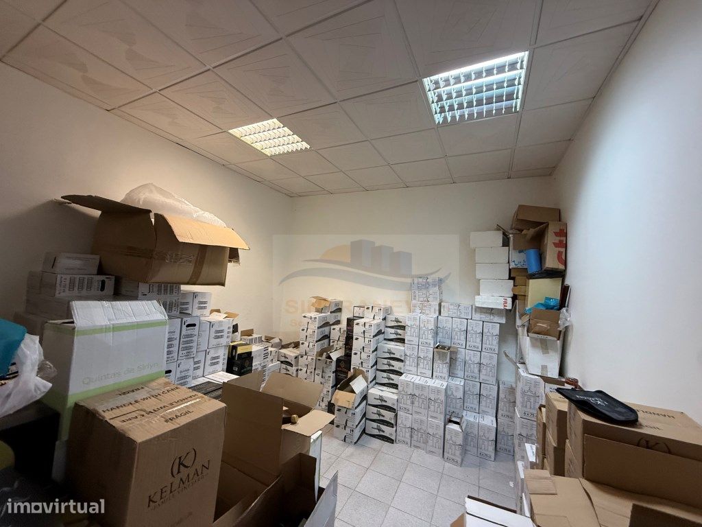 Propriété commerciale à Arruda dos Vinhos, Portugal 50m² No. 325945