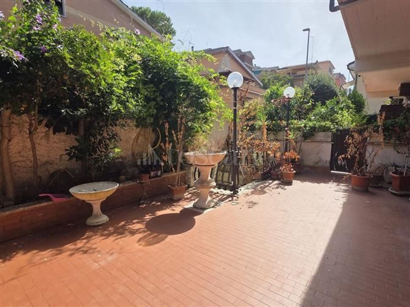 9 bedrooms Villa in Rome, Italy No. 401778