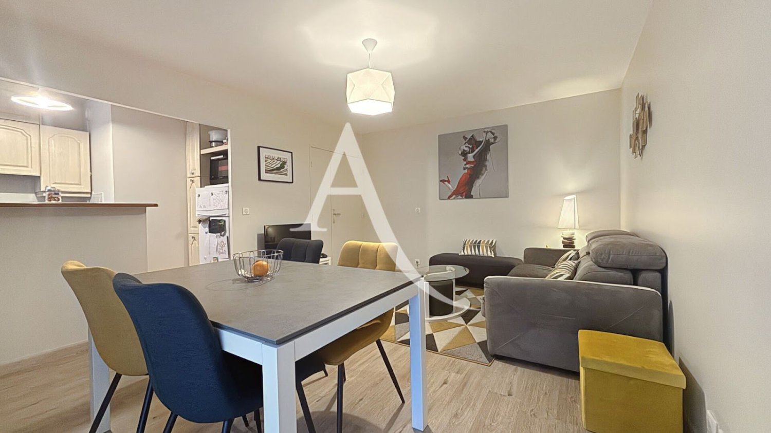 2 bedrooms Apartment in Massy, France No. 147349