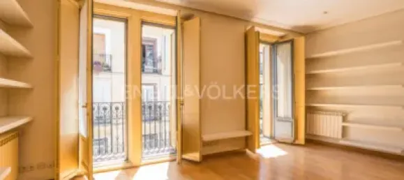 4 Schlafzimmer Wohnung in Madrid, Spain, Nr. 185558 2