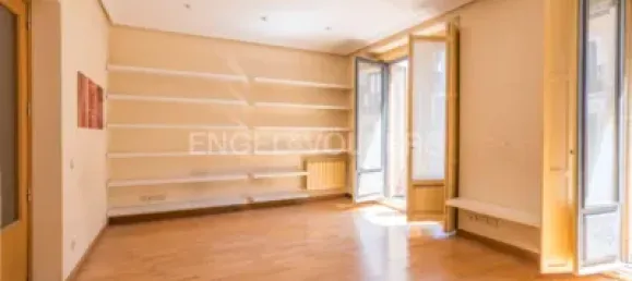 4 Schlafzimmer Wohnung in Madrid, Spain, Nr. 185558 5