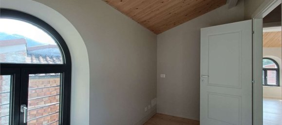 4 bedrooms House in Borgo a Mozzano, Italy No. 334862 32