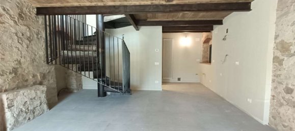 4 bedrooms House in Borgo a Mozzano, Italy No. 334862 3