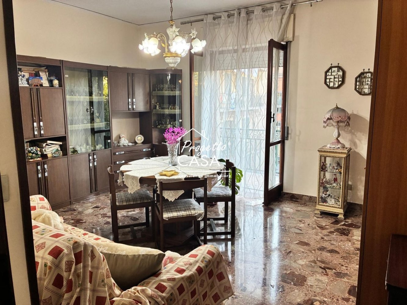 2 bedrooms Apartment in Naples, Italy No. 375840
