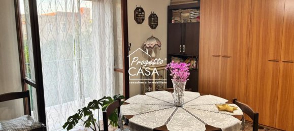 2 bedrooms Apartment in Naples, Italy No. 375840 2