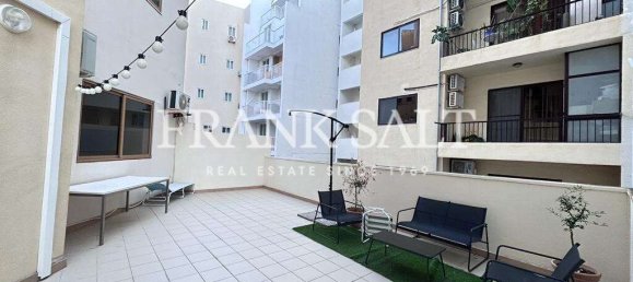 Bureau à Sliema, Malta 90m² No. 12264 3