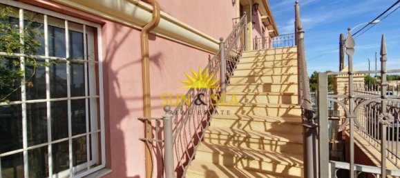 4 bedrooms Townhouse in San Miguel de Salinas, Spain No. 47216 3