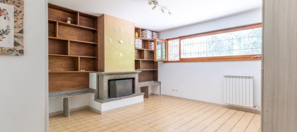 2 rooms Apartment in Marino, Italy No. 303389 2