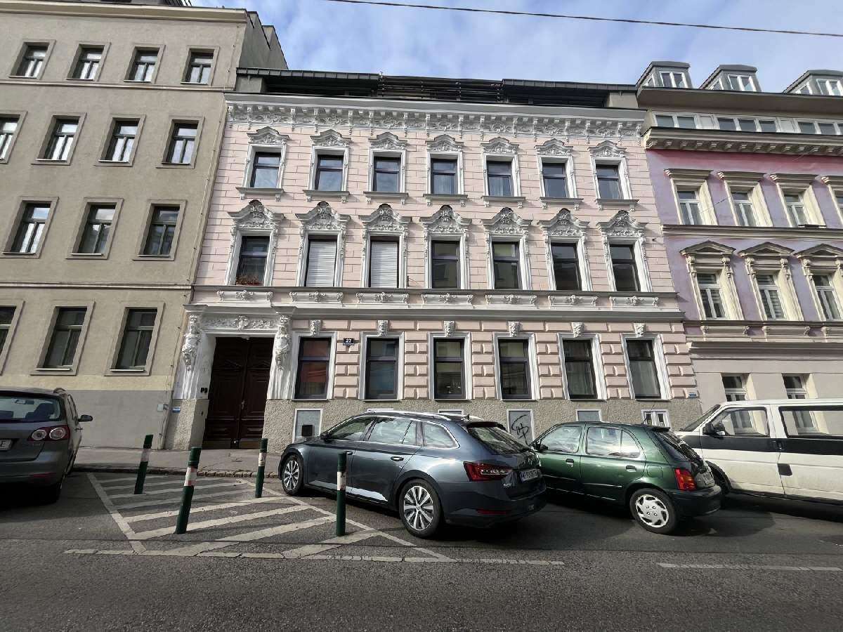 Квартира с 3 комнатами в Оттакринг, Австрия № 174730