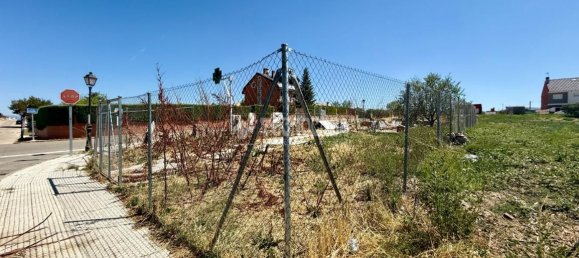 684m² Land in Guadalajara, Spain No. 137317 8